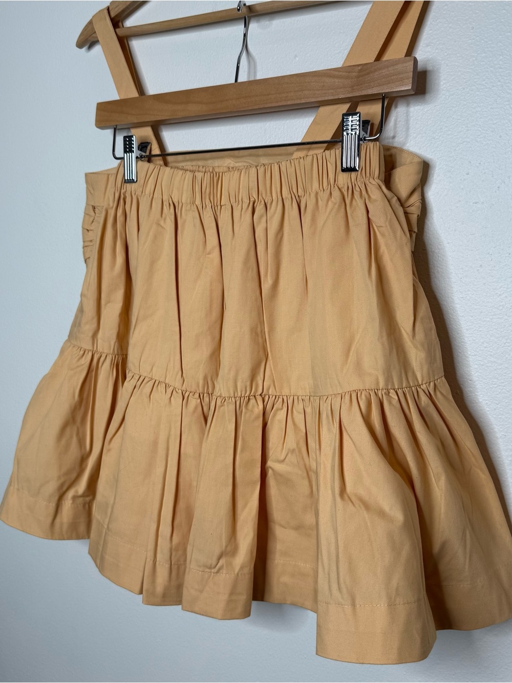 Abercrombie 2 Piece Cropped Tank & Mini Skirt Set in Orange - Picture 3 of 9